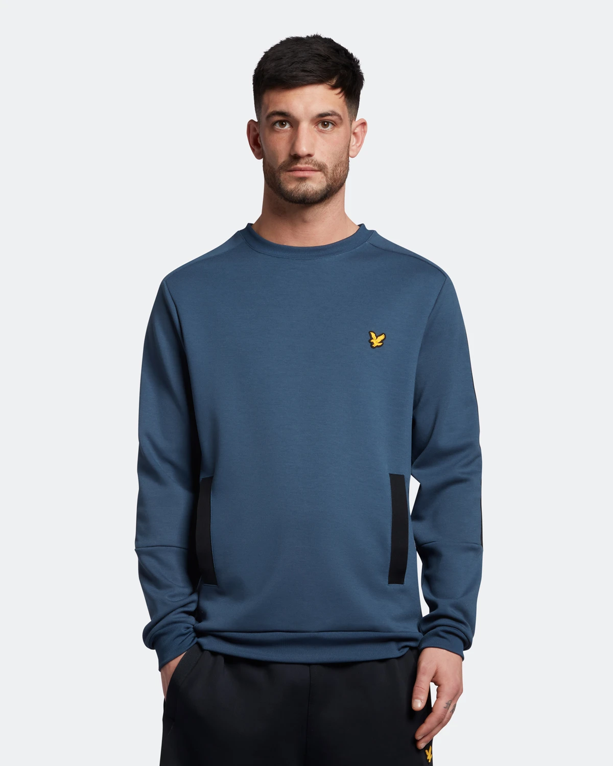 Lyle And Scott Pocket Branded Sweat Crew 2023 3 Lyle And Scott Pocket Branded Sweat Crew 2023