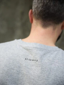 Van Deer VD Shirt Logo Small -Duijvestein-Winterstore VANDEER Kleding Truien Tshirts 1000x1333 27